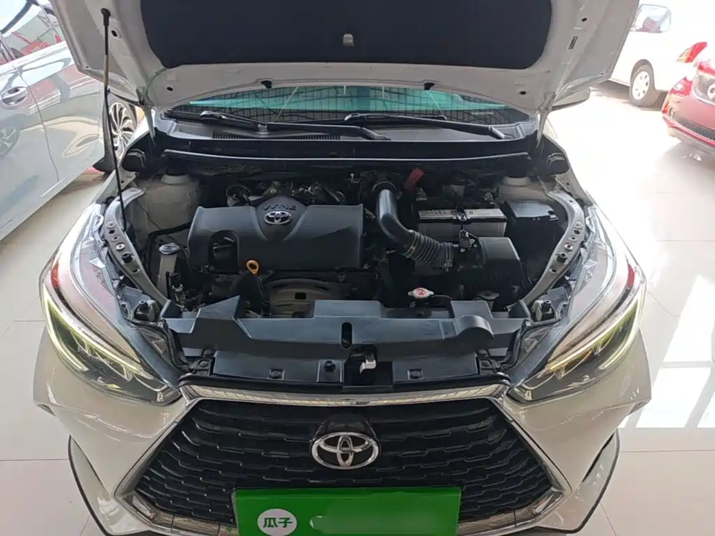 Toyota Yaris L — фото 20