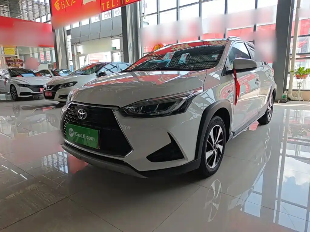 Toyota Yaris L
