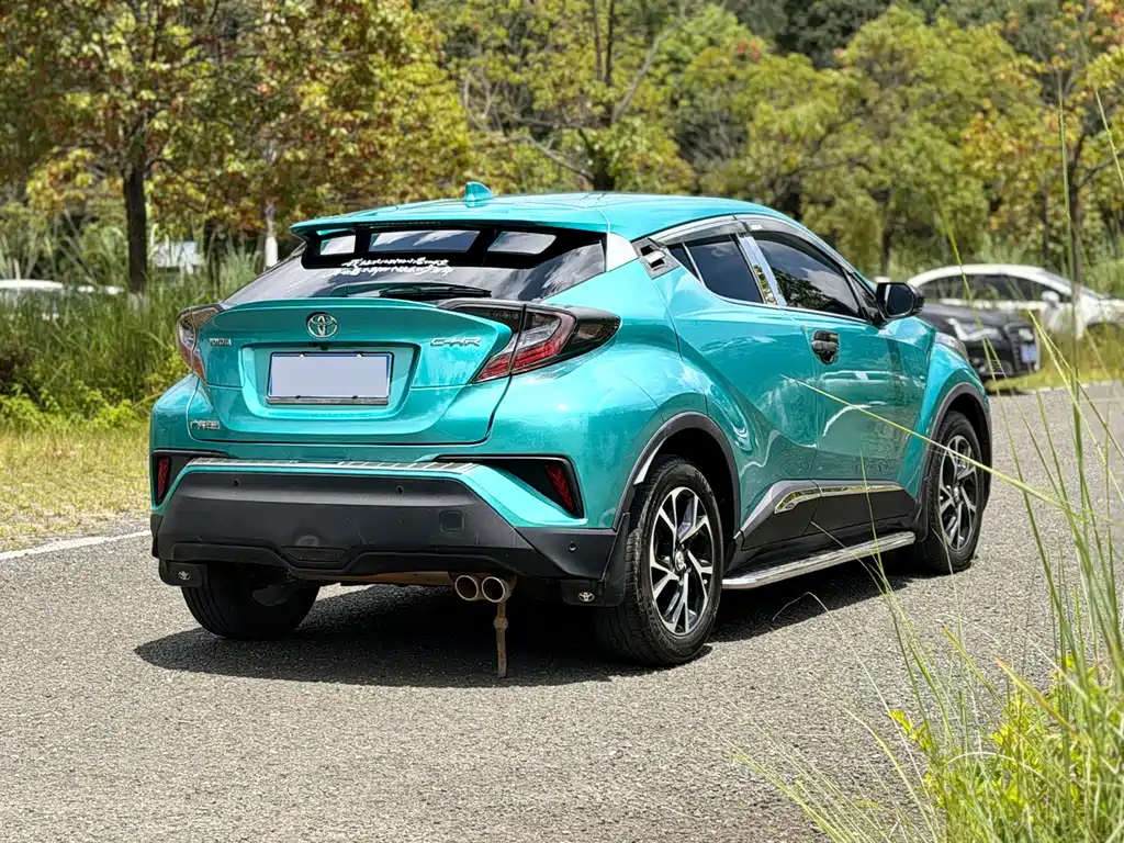 Toyota C-HR — фото 5
