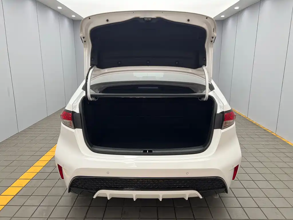 Toyota Levin — фото 17