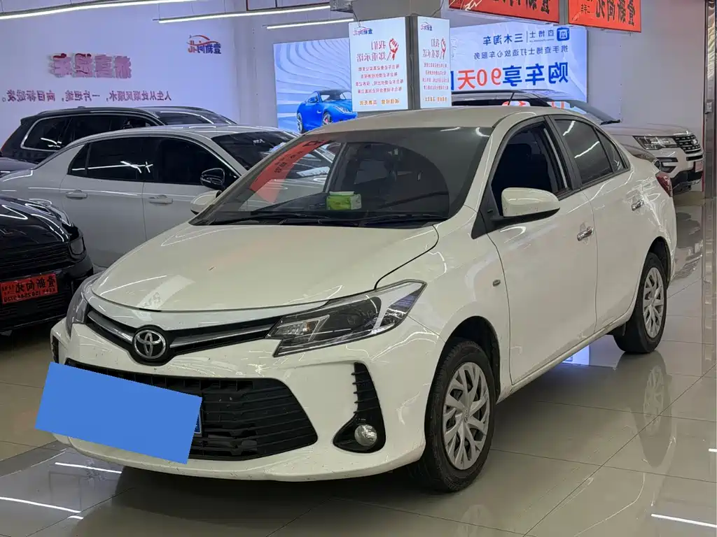 Toyota Vios — фото 2