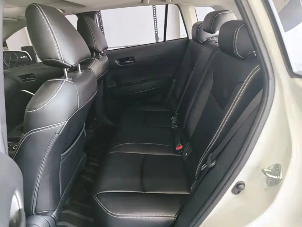 Toyota Corolla Cross — фото 17