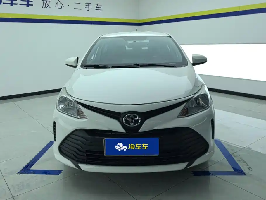 Toyota Vios — фото 2