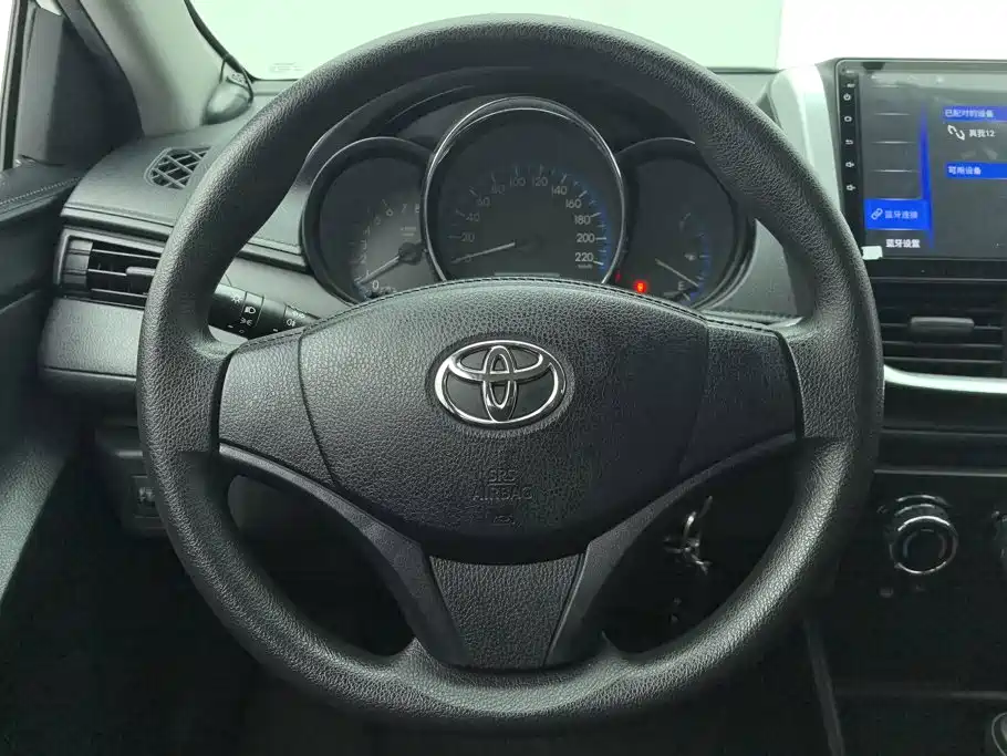 Toyota Vios — фото 15