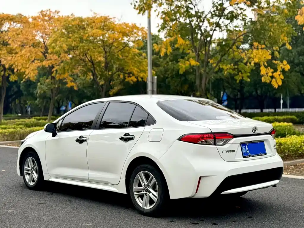 Toyota Levin — фото 9