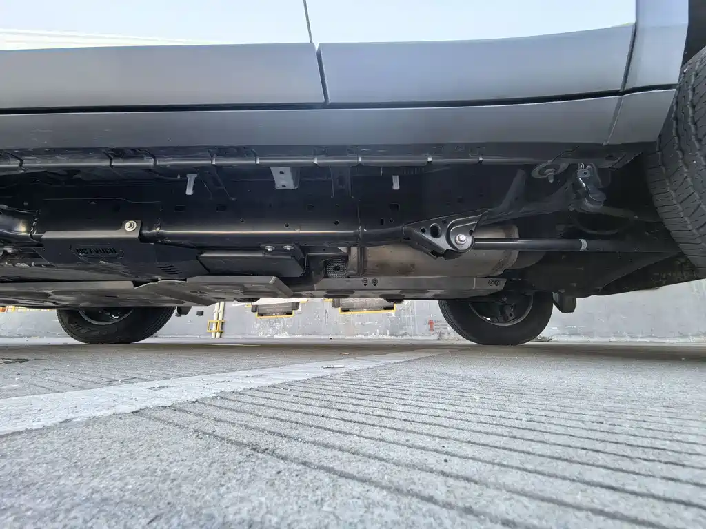 Toyota Prado — фото 10