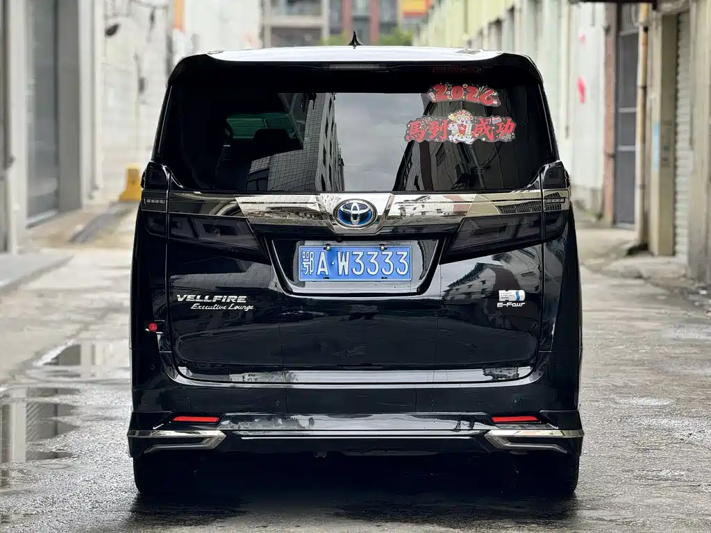 Toyota Vellfire — фото 19