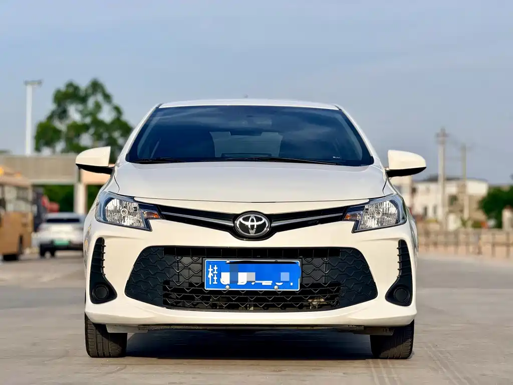 Toyota Vios FS — фото 2