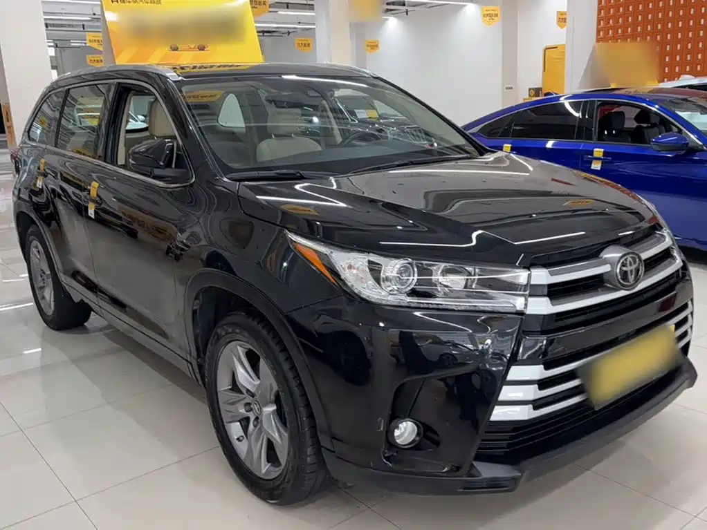 Toyota Highlander — фото 5