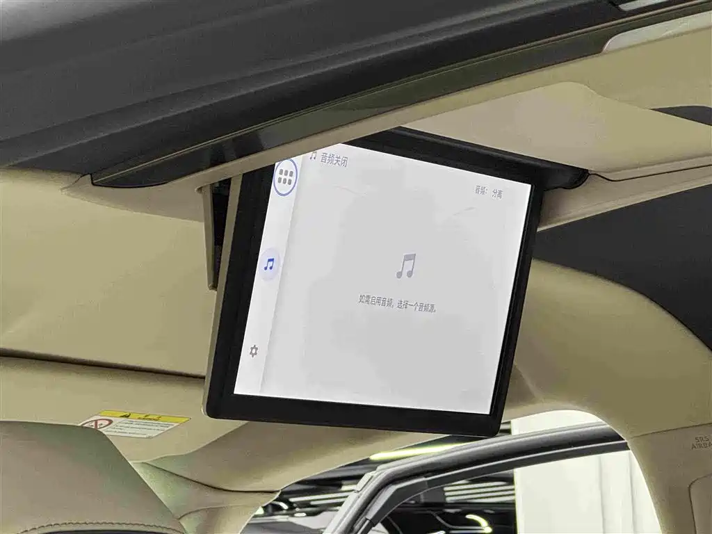 Toyota Alphard — фото 23