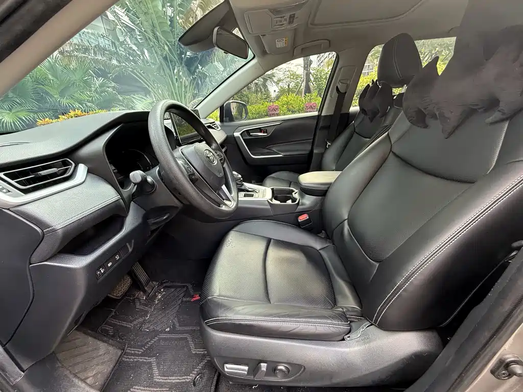 Toyota RAV4 Prime — фото 13
