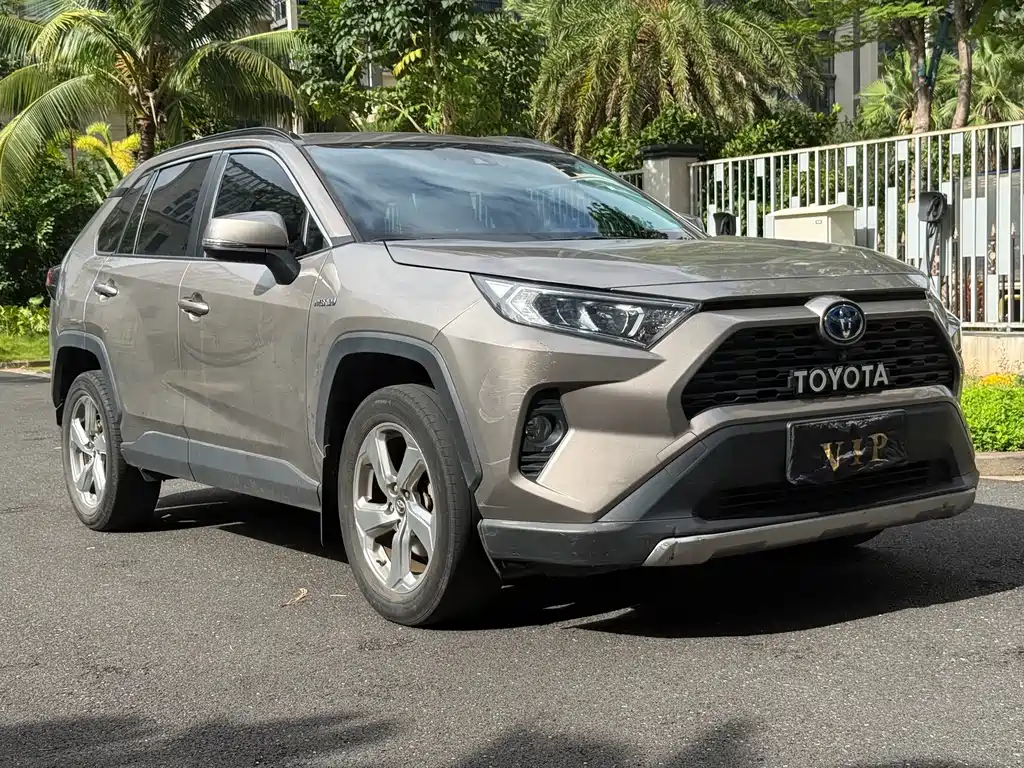 Toyota RAV4 Prime — фото 3