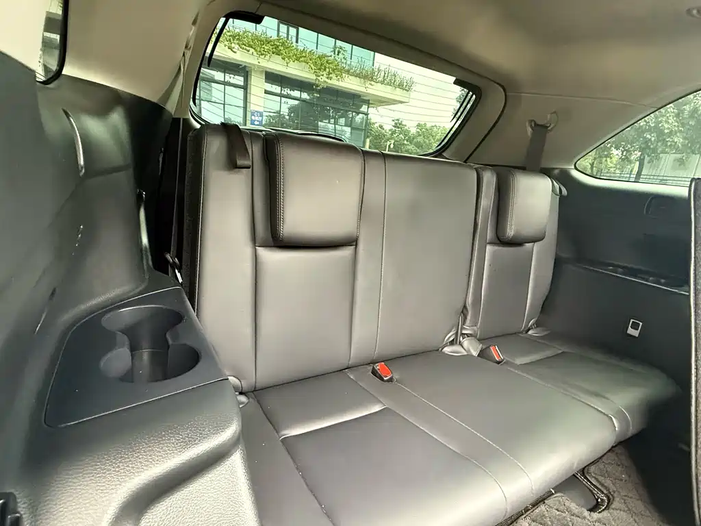 Toyota Highlander — фото 18