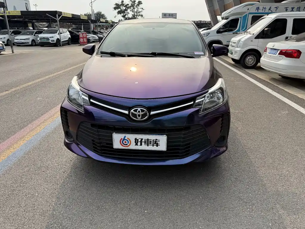Toyota Vios — фото 2
