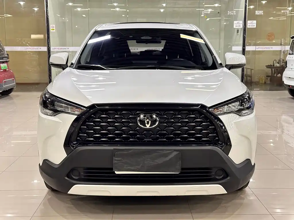 Toyota Corolla Cross — фото 2