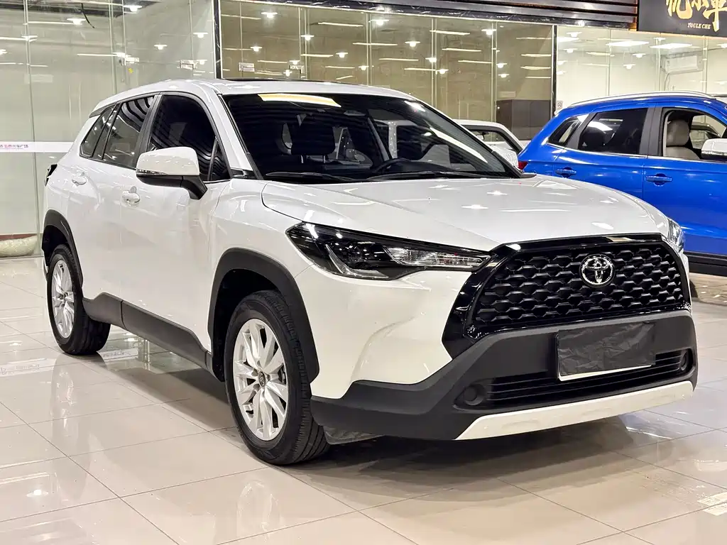 Toyota Corolla Cross — фото 3