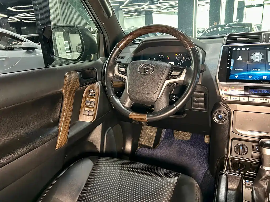 Toyota Prado (Import) — фото 26