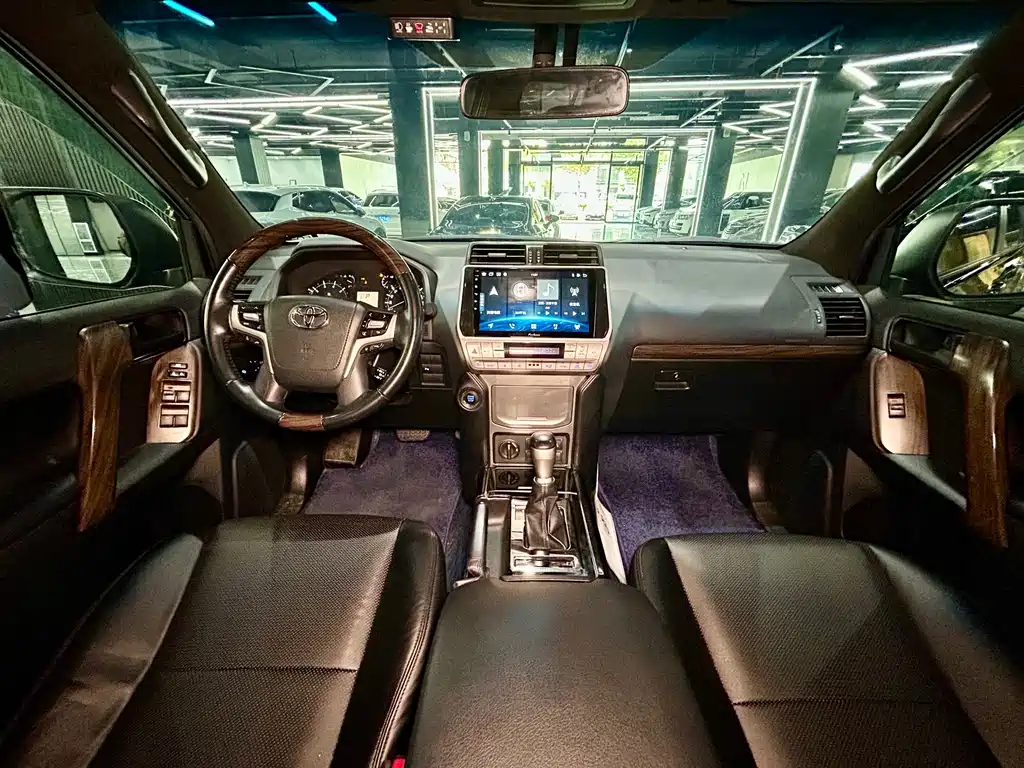 Toyota Prado (Import) — фото 28