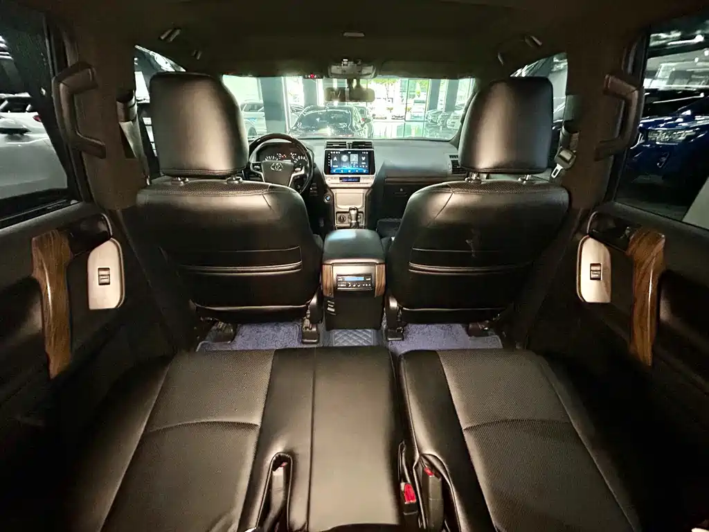 Toyota Prado (Import) — фото 30