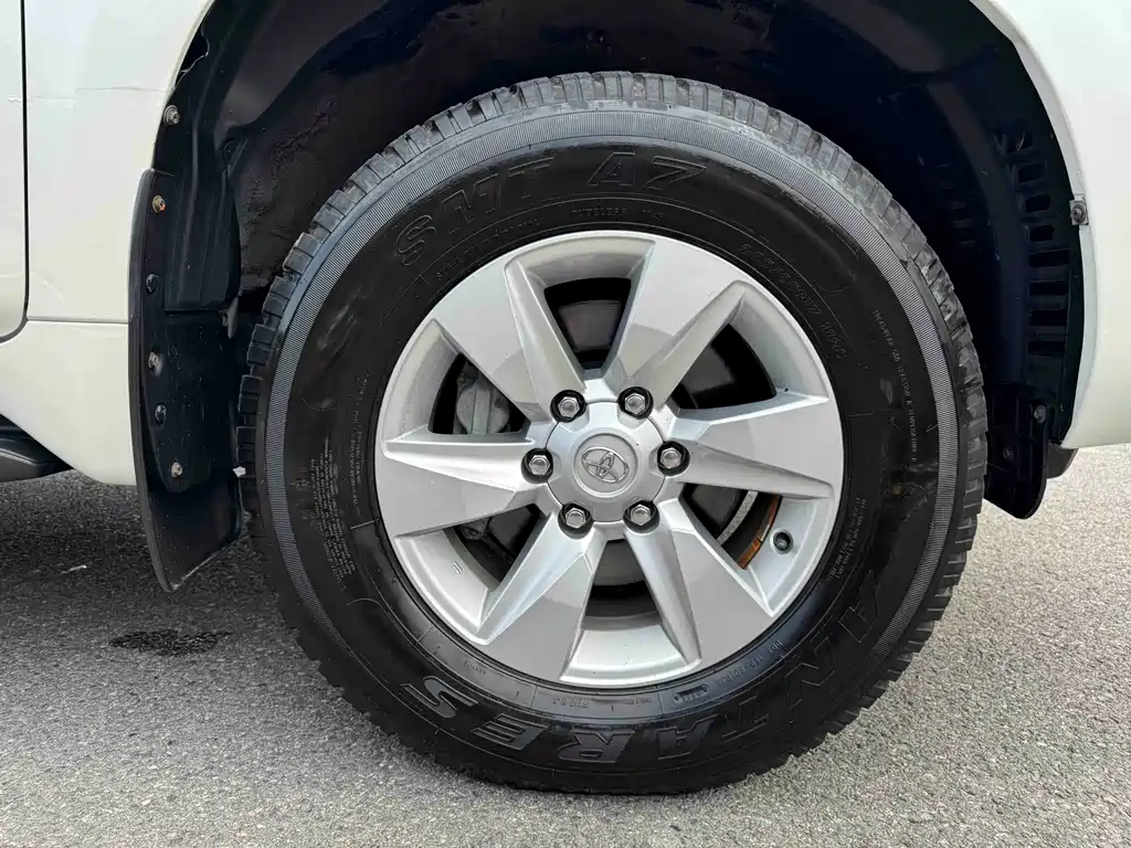 Toyota Prado (Import) — фото 4