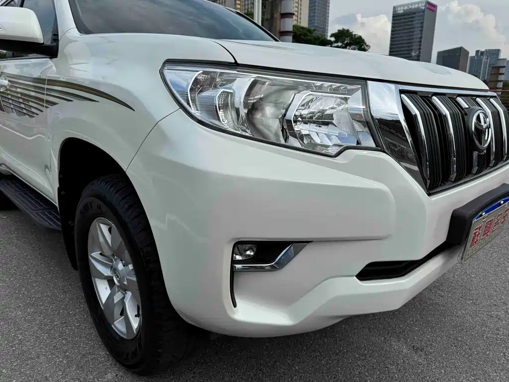 Toyota Prado (Import) — фото 5