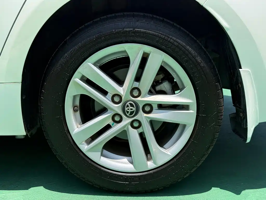 Toyota Levin — фото 20