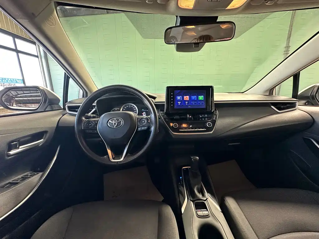 Toyota Corolla — фото 10