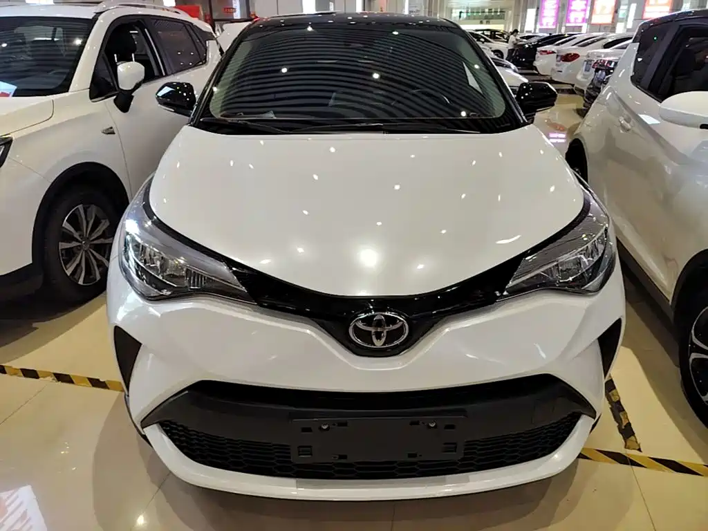 Toyota C-HR — фото 3