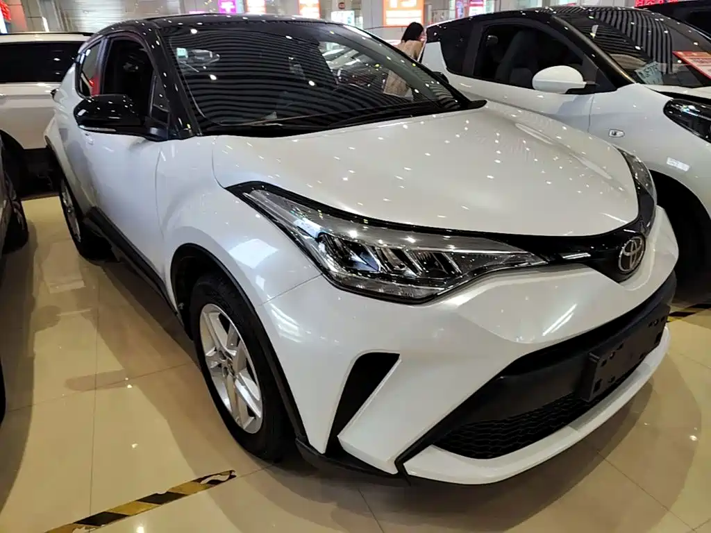 Toyota C-HR — фото 4