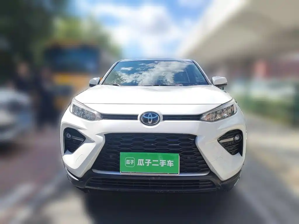 Toyota Wildlander — фото 24