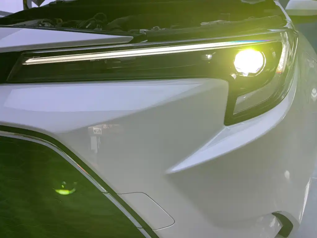 Toyota Levin — фото 17