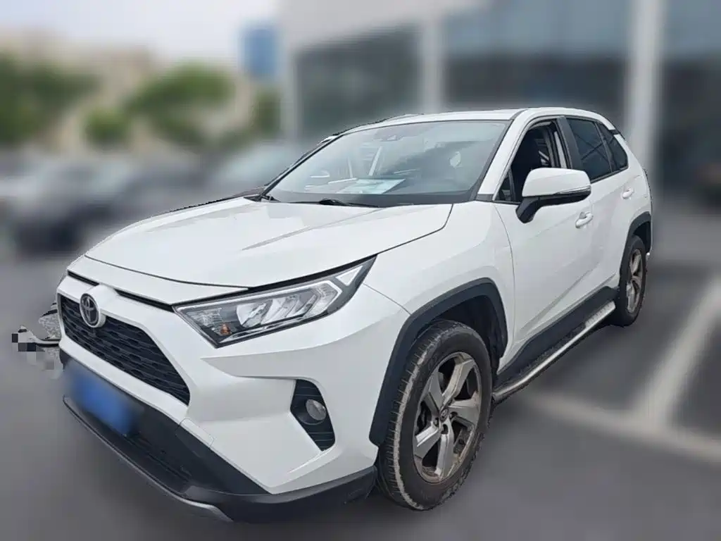 Toyota RAV4 — фото 2