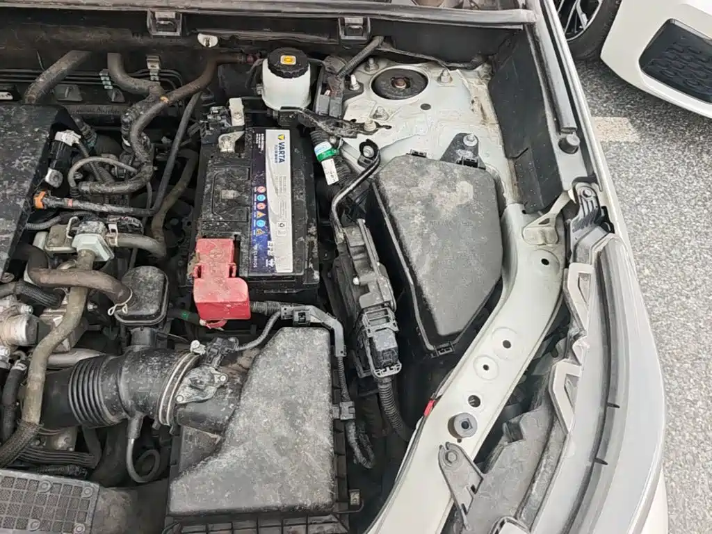Toyota RAV4 — фото 22