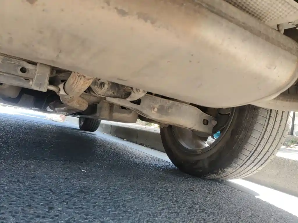 Toyota RAV4 — фото 25