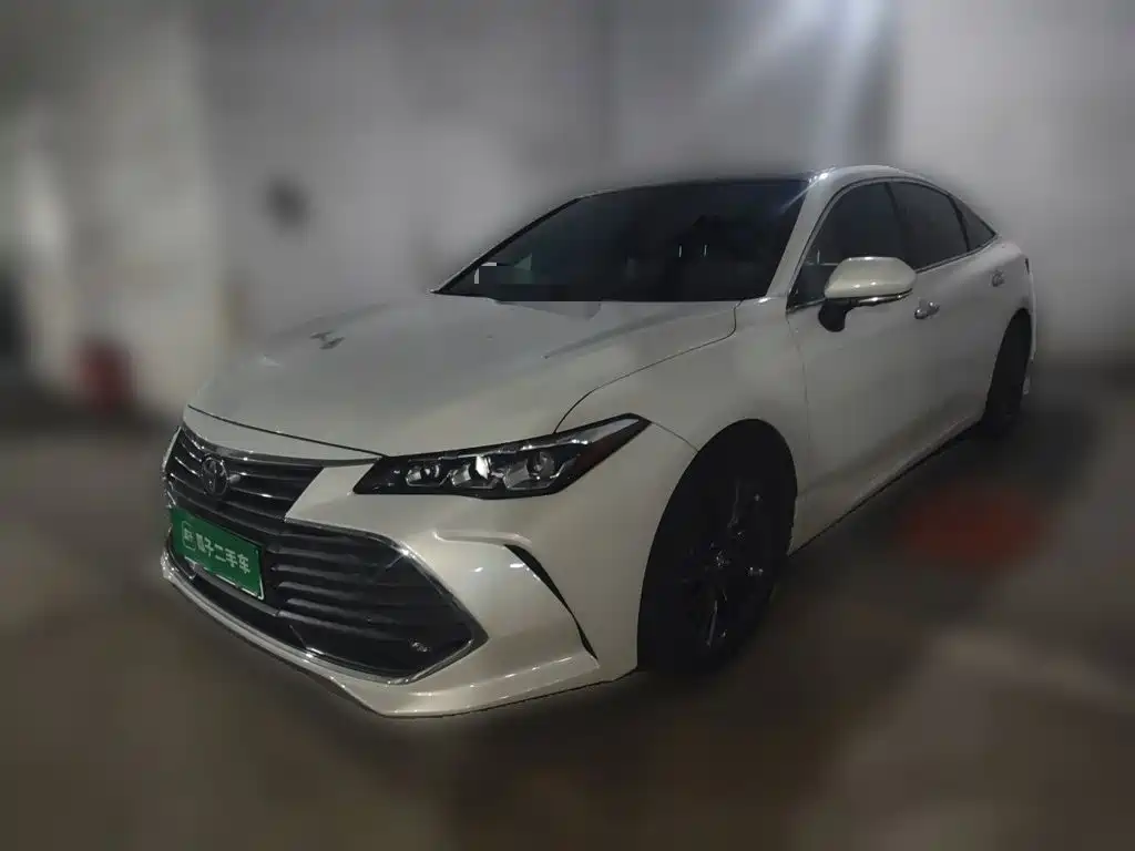 Toyota Avalon — фото 2