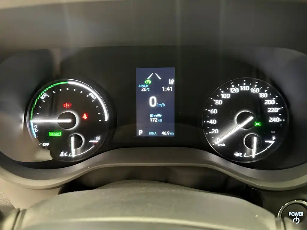 Toyota Granvia — фото 9