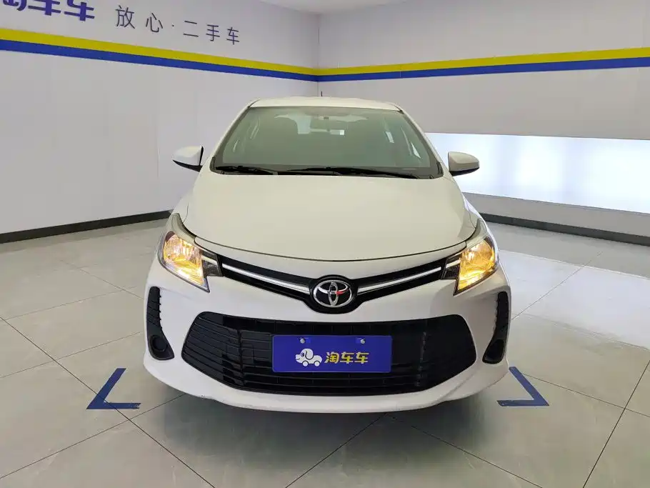 Toyota Vios — фото 2