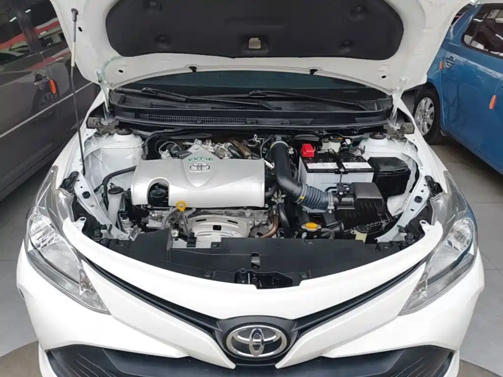 Toyota Vios — фото 16