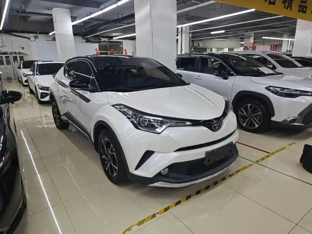 Toyota C-HR — фото 4