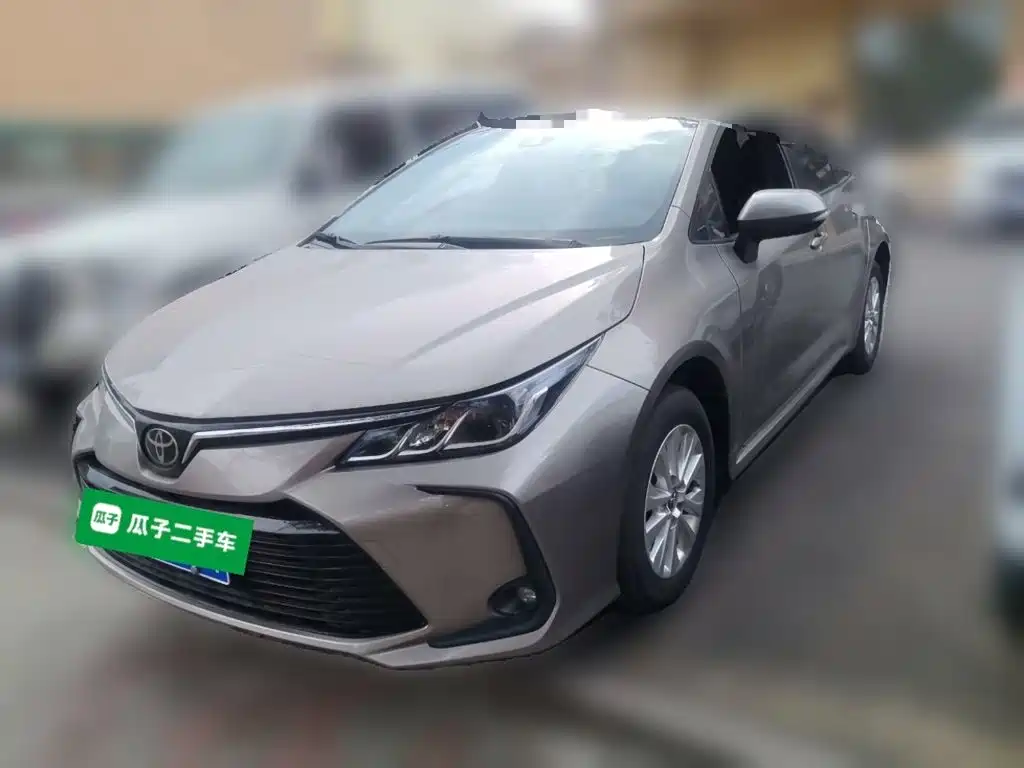 Toyota Corolla — фото 2