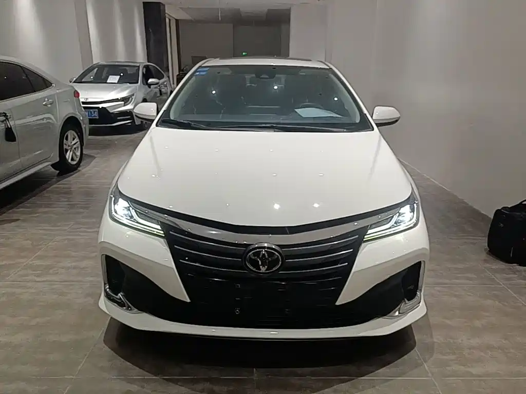 Toyota Allion — фото 3