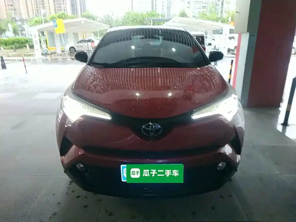 Toyota C-HR — фото 3