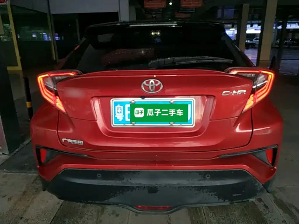 Toyota C-HR — фото 6