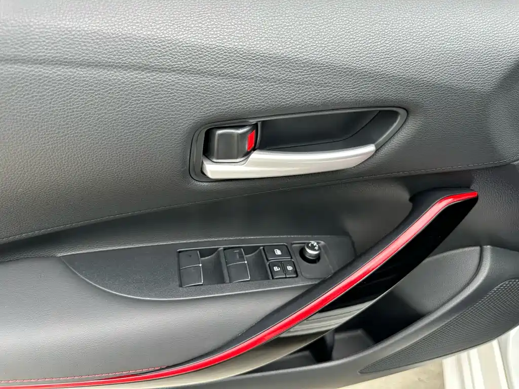 Toyota Levin — фото 13