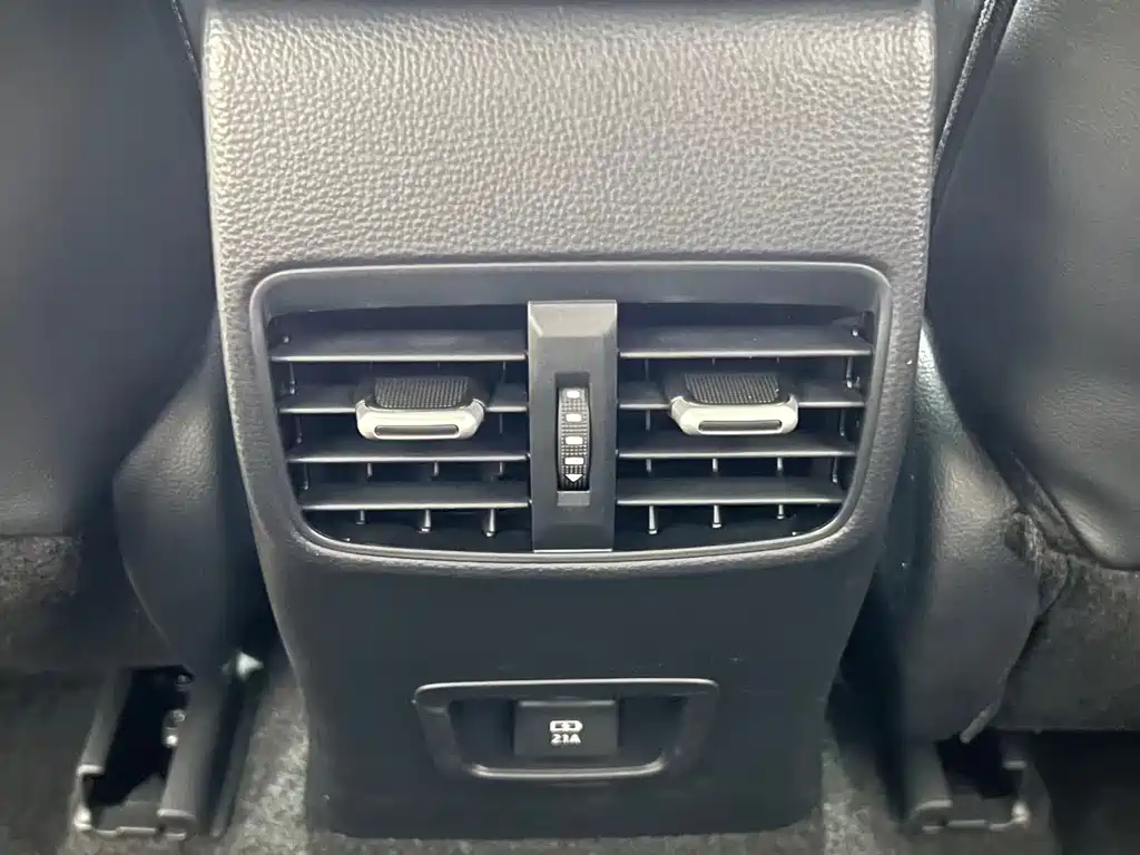 Toyota Levin — фото 13