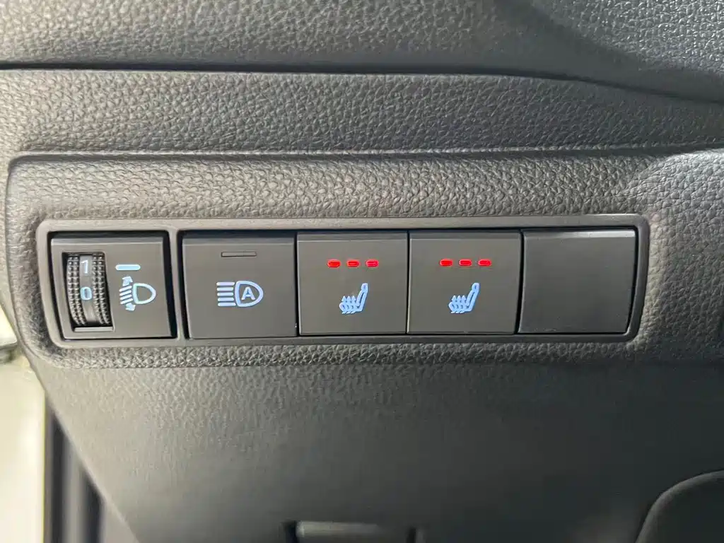 Toyota Levin — фото 15