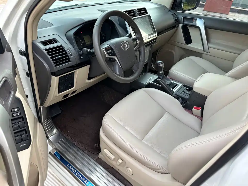 Toyota Prado (Import) — фото 7
