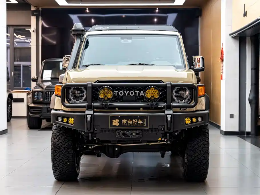 Toyota Land Cruiser — фото 2
