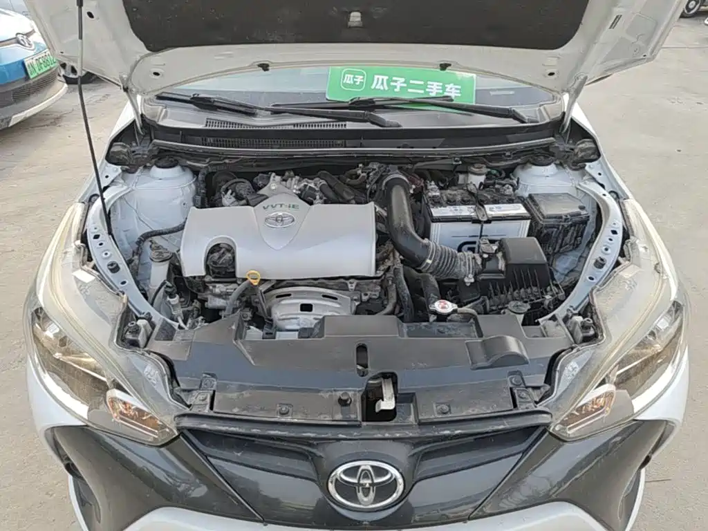 Toyota Yaris L — фото 20