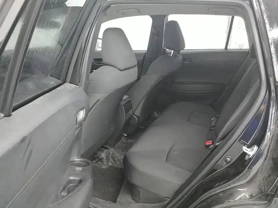 Toyota Corolla Cross — фото 11